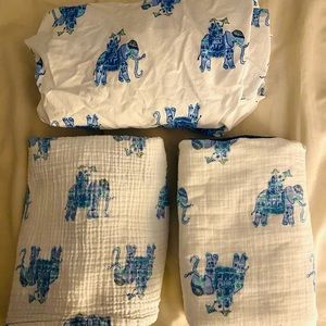 Lilly Pulitzer for pottery barn crib sheet set. Crib sheet, swaddle, & blanket.